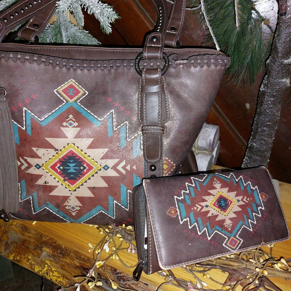 Montana West set